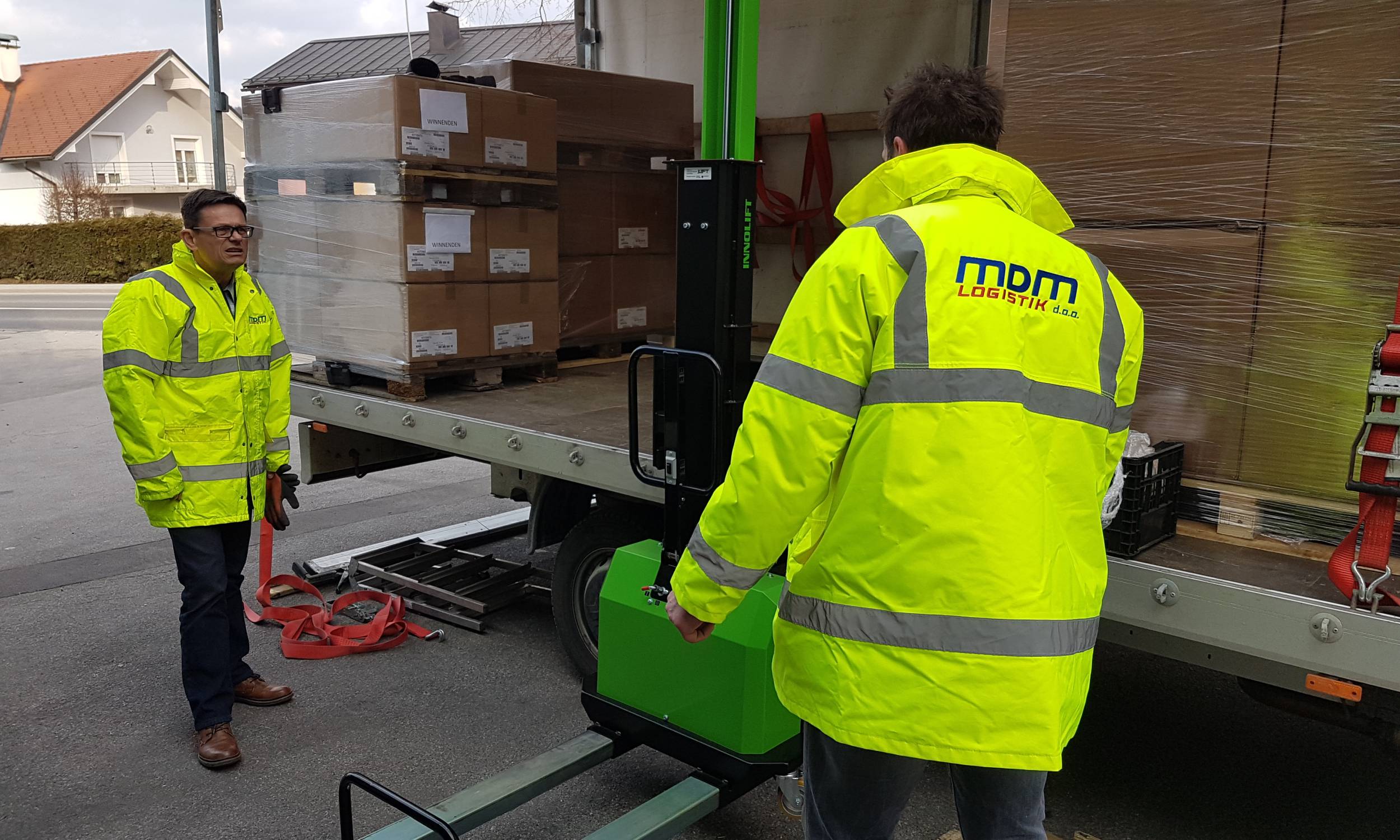 mdm_dostava_z_razkladalno_rampo-1969531106_20180321_161633_4837658